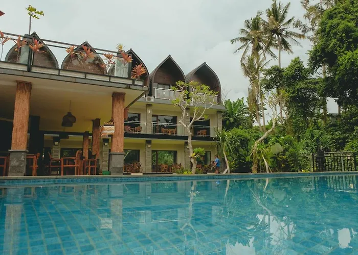 Sekar Arum Riverside In Canggu 2*