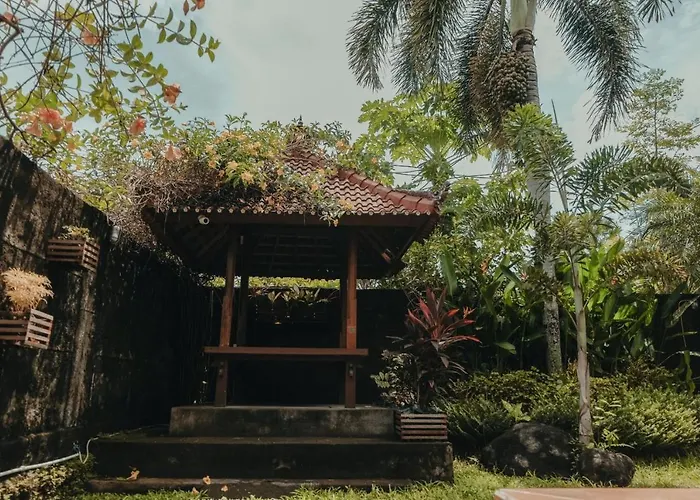 ホテル Sekar Arum Riverside In Canggu タナロット