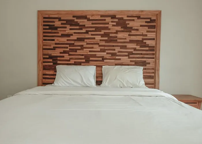 Sekar Arum Riverside In Canggu 2* タナロット