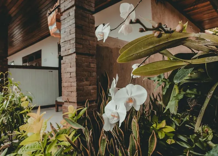 Sekar Arum Riverside In Canggu ホテル タナロット