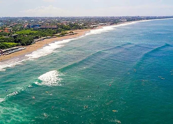 Sekar Arum Riverside In Canggu タナロット