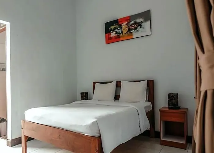 Sekar Arum Riverside In Canggu 2* タナロット