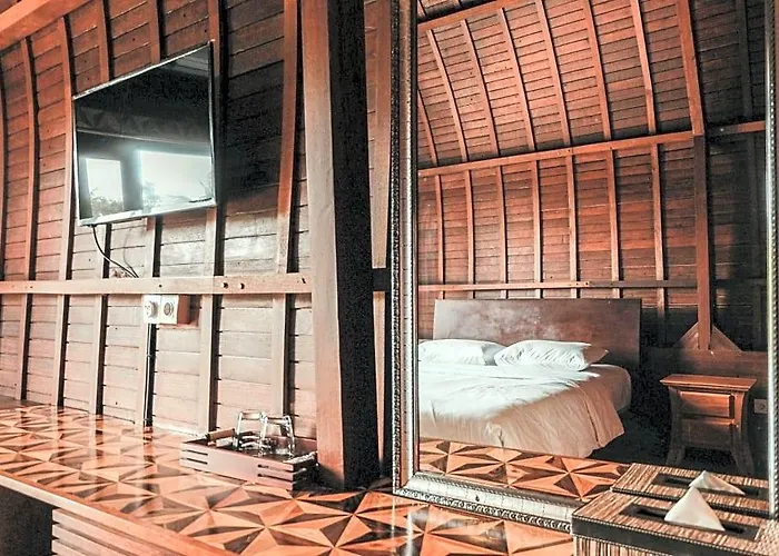 ホテル Sekar Arum Riverside In Canggu 2*